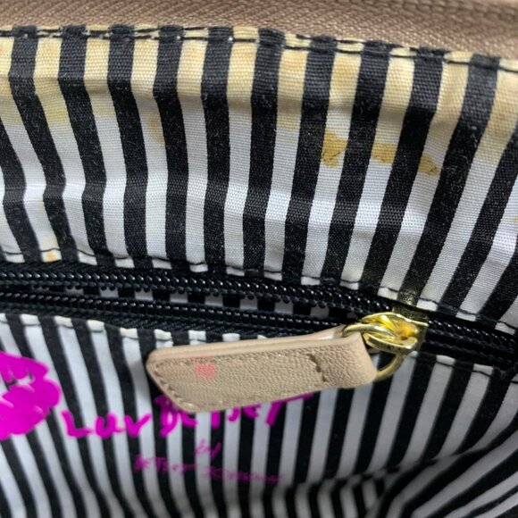 Betsey Johnson Taupe Gold Quilted Heart Embroidered Mini Shoulder Bag w/ Strap - Picture 9 of 10